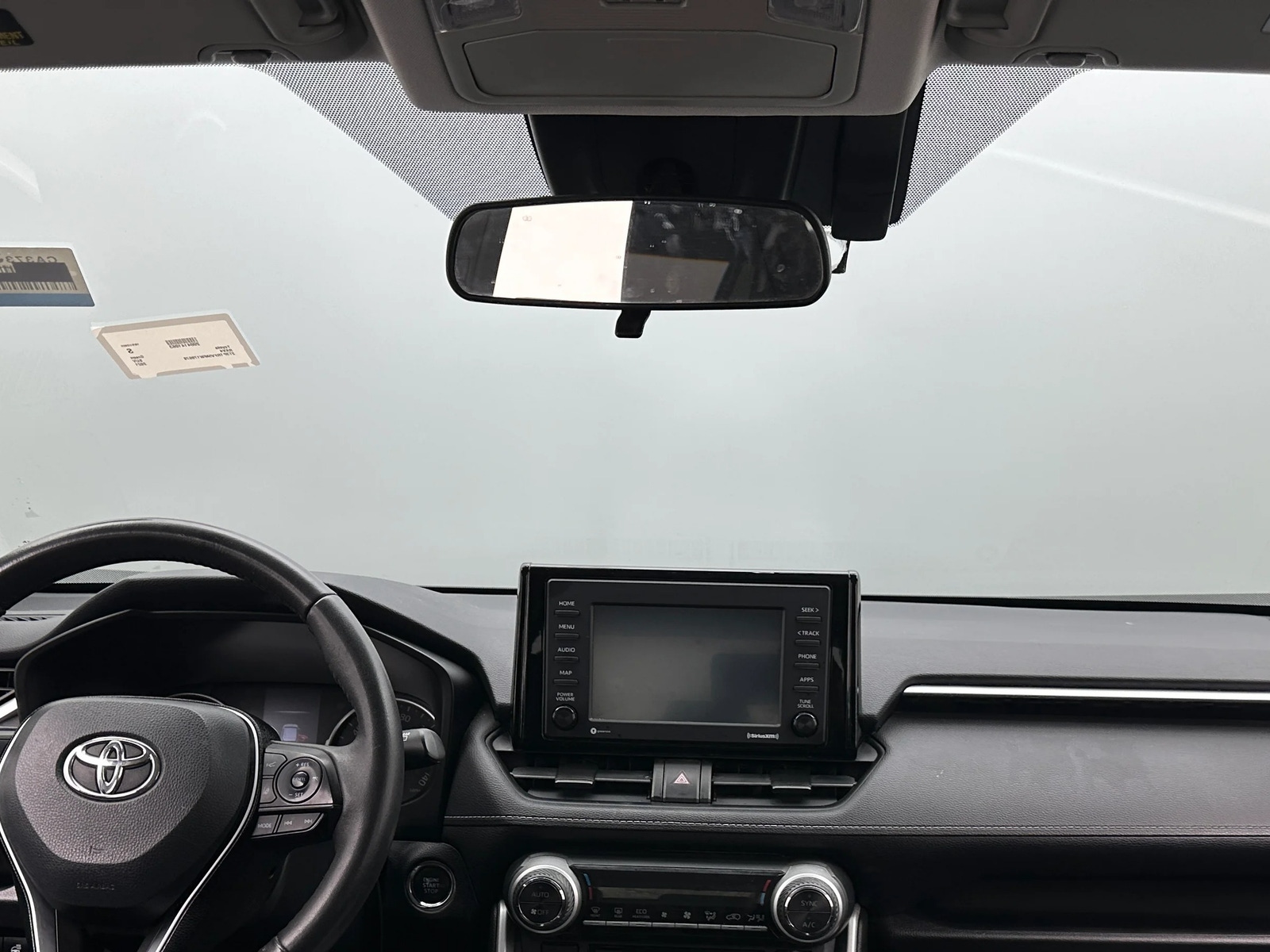 Thumbnail: 2021 Toyota RAV4 - 3