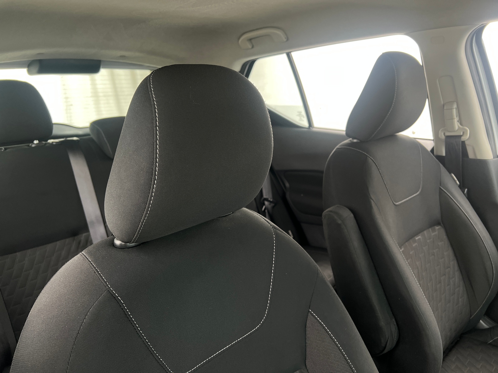 Thumbnail: 2021 Nissan Kicks - 2