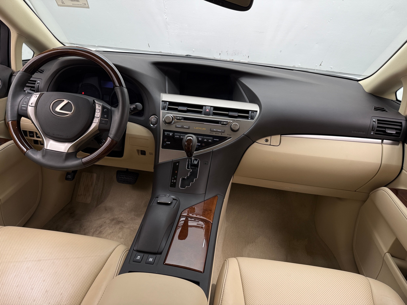 Thumbnail: 2013 Lexus RX - 3