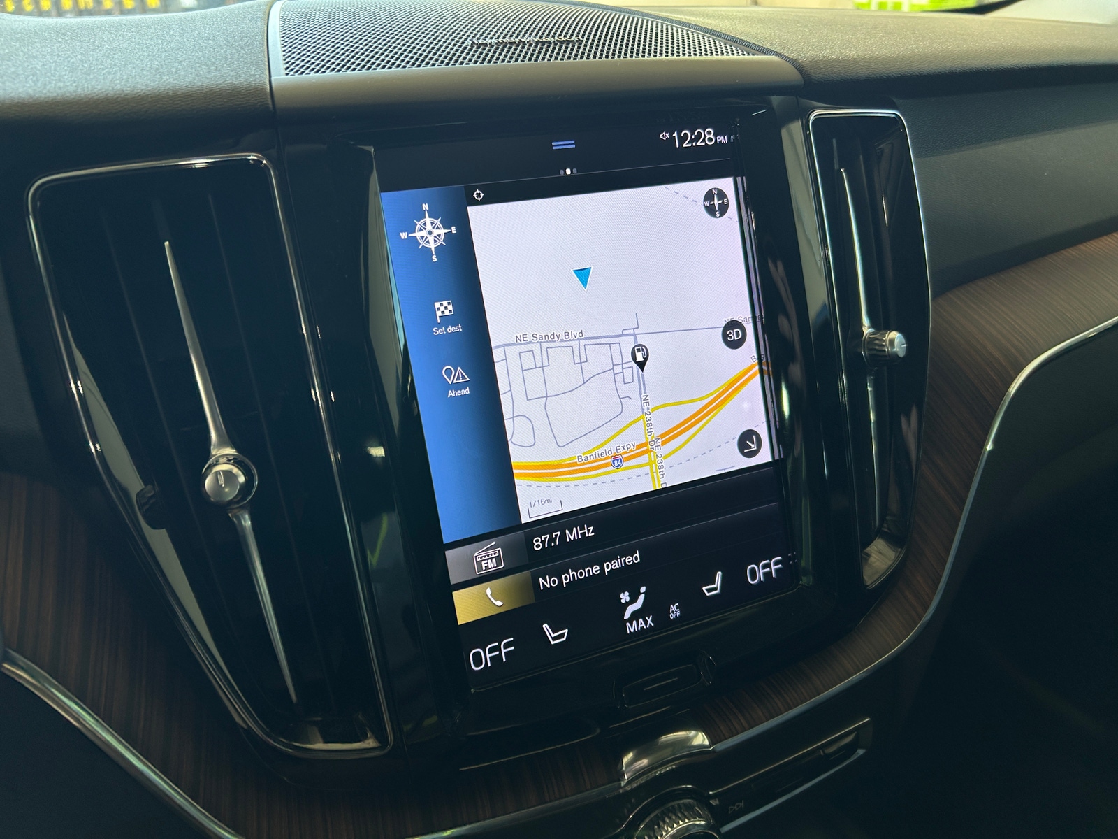 Thumbnail: 2021 Volvo XC60 - 3