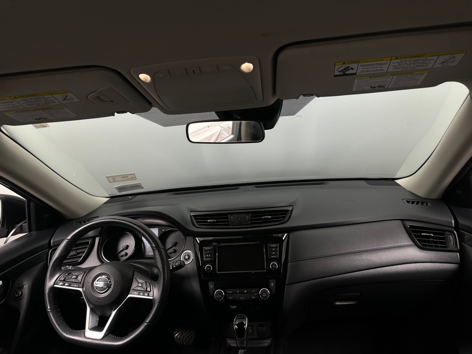 Thumbnail: 2020 Nissan Rogue - 3