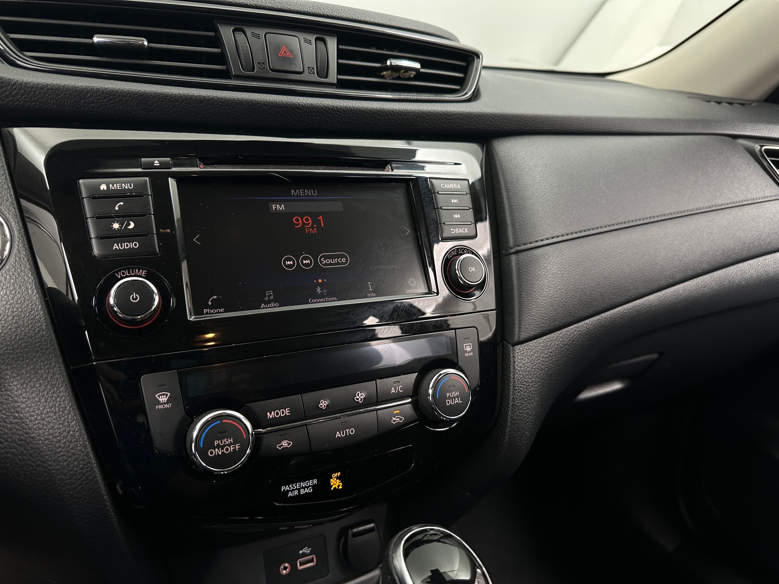 Thumbnail: 2020 Nissan Rogue - 4