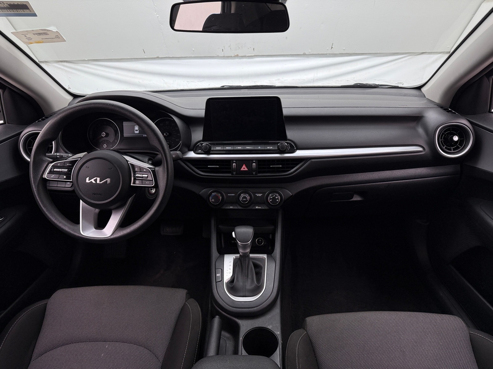 Thumbnail: 2023 Kia Forte - 3