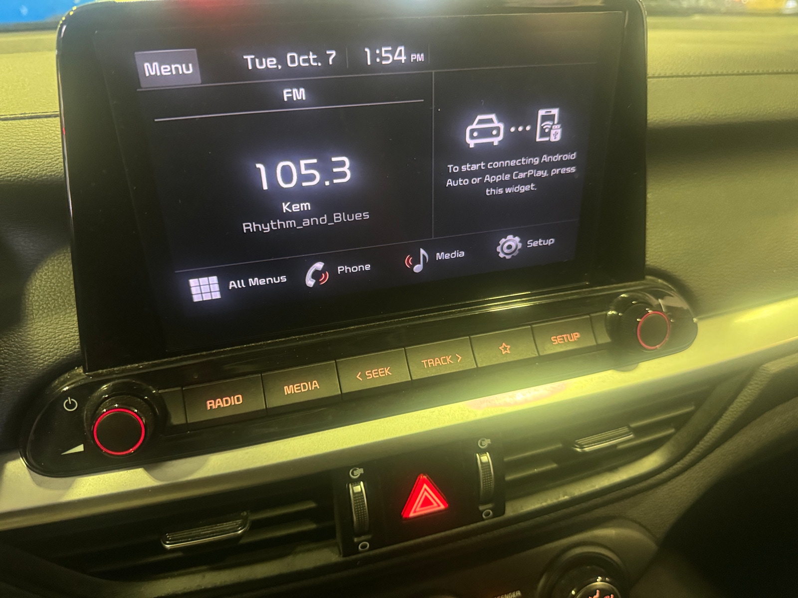 Thumbnail: 2023 Kia Forte - 4