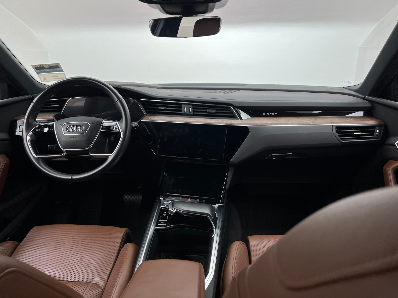 Thumbnail: 2019 Audi e-tron - 2