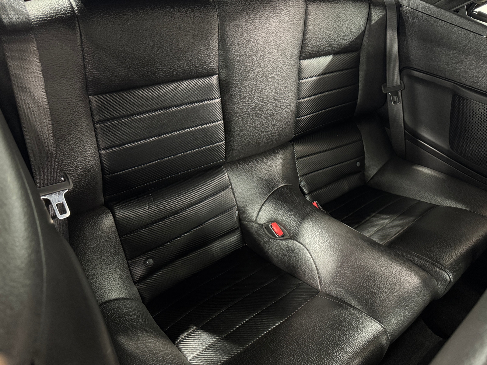 Thumbnail: 2012 Ford Mustang - 6