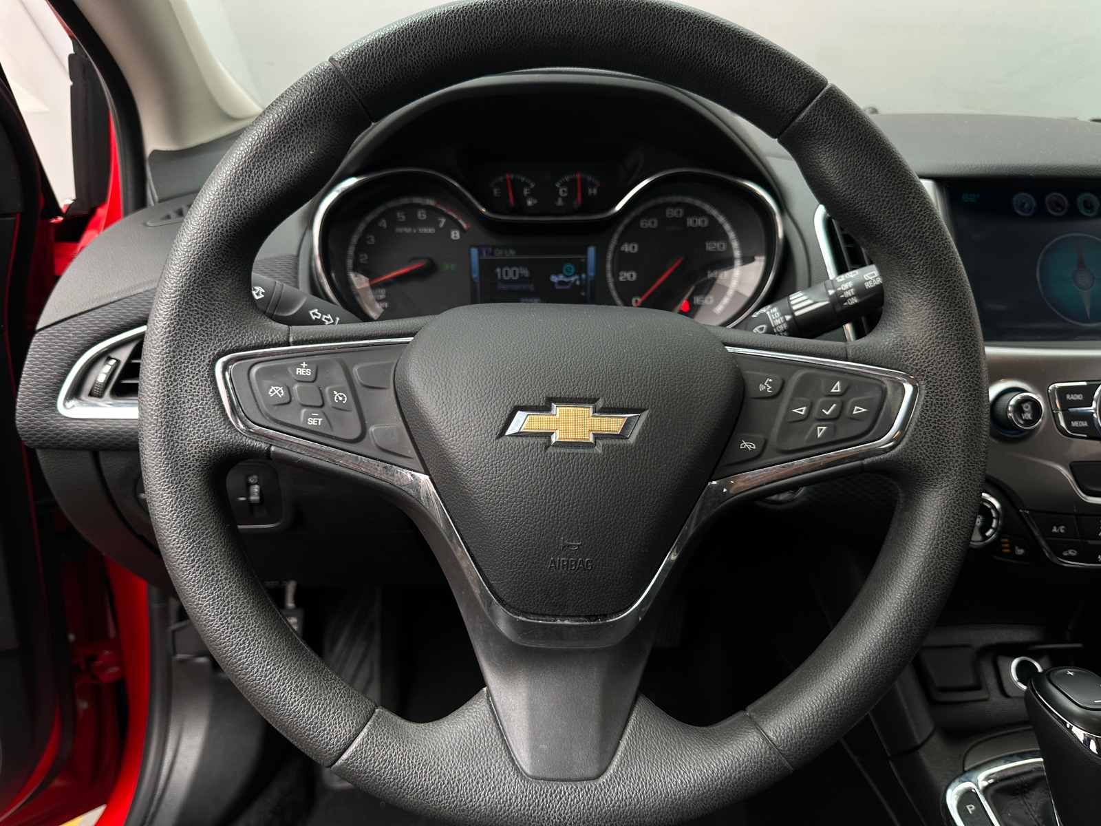 Thumbnail: 2017 Chevrolet Cruze - 5