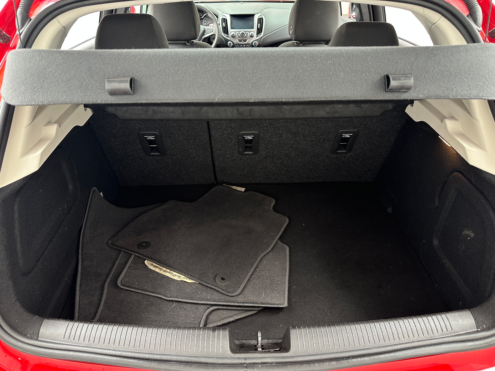 Thumbnail: 2017 Chevrolet Cruze - 7