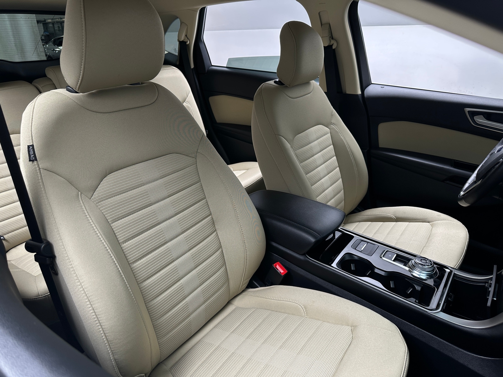 Thumbnail: 2019 Ford Edge - 2
