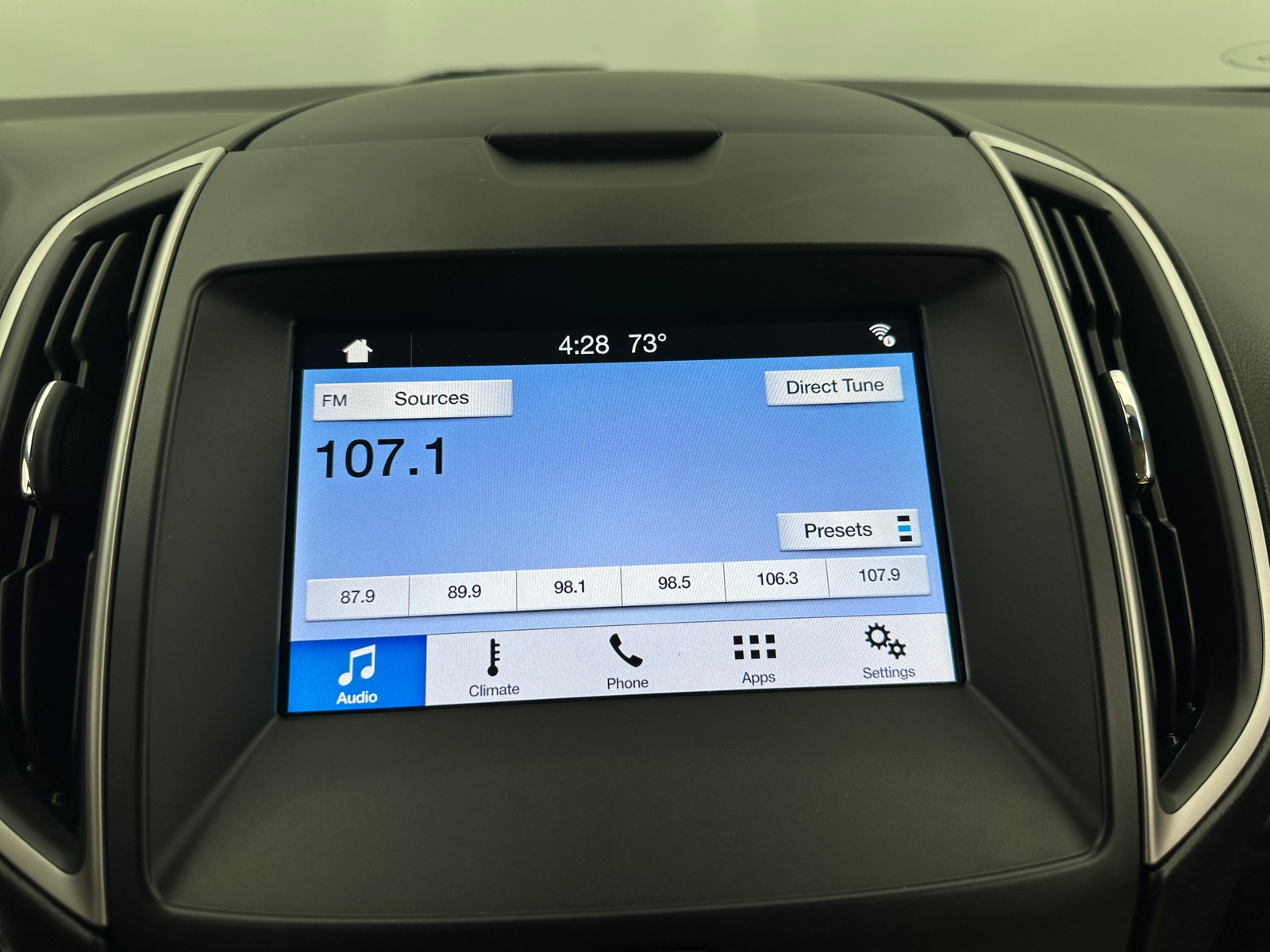 Thumbnail: 2019 Ford Edge - 4