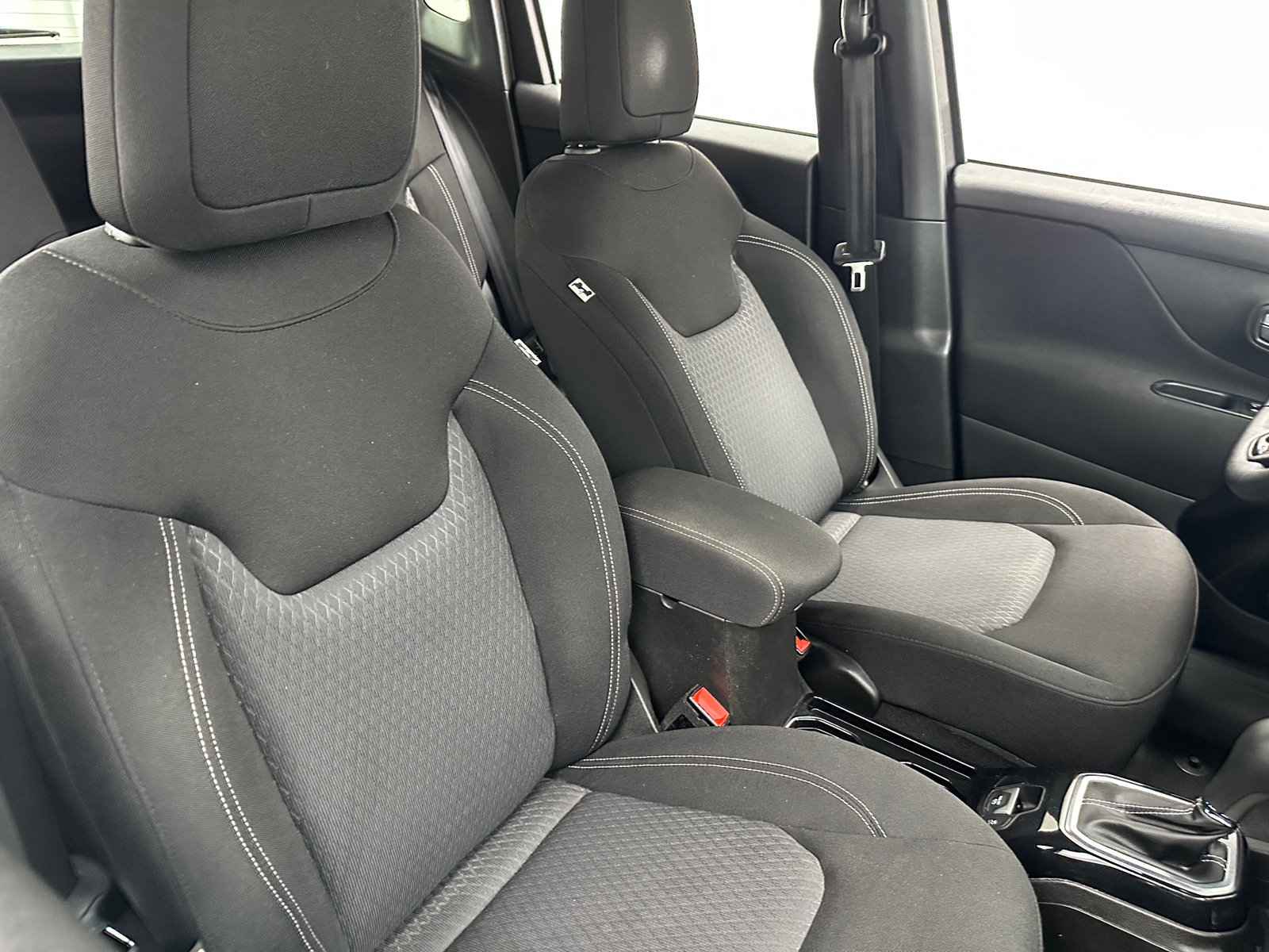 Thumbnail: 2021 Jeep Renegade - 2