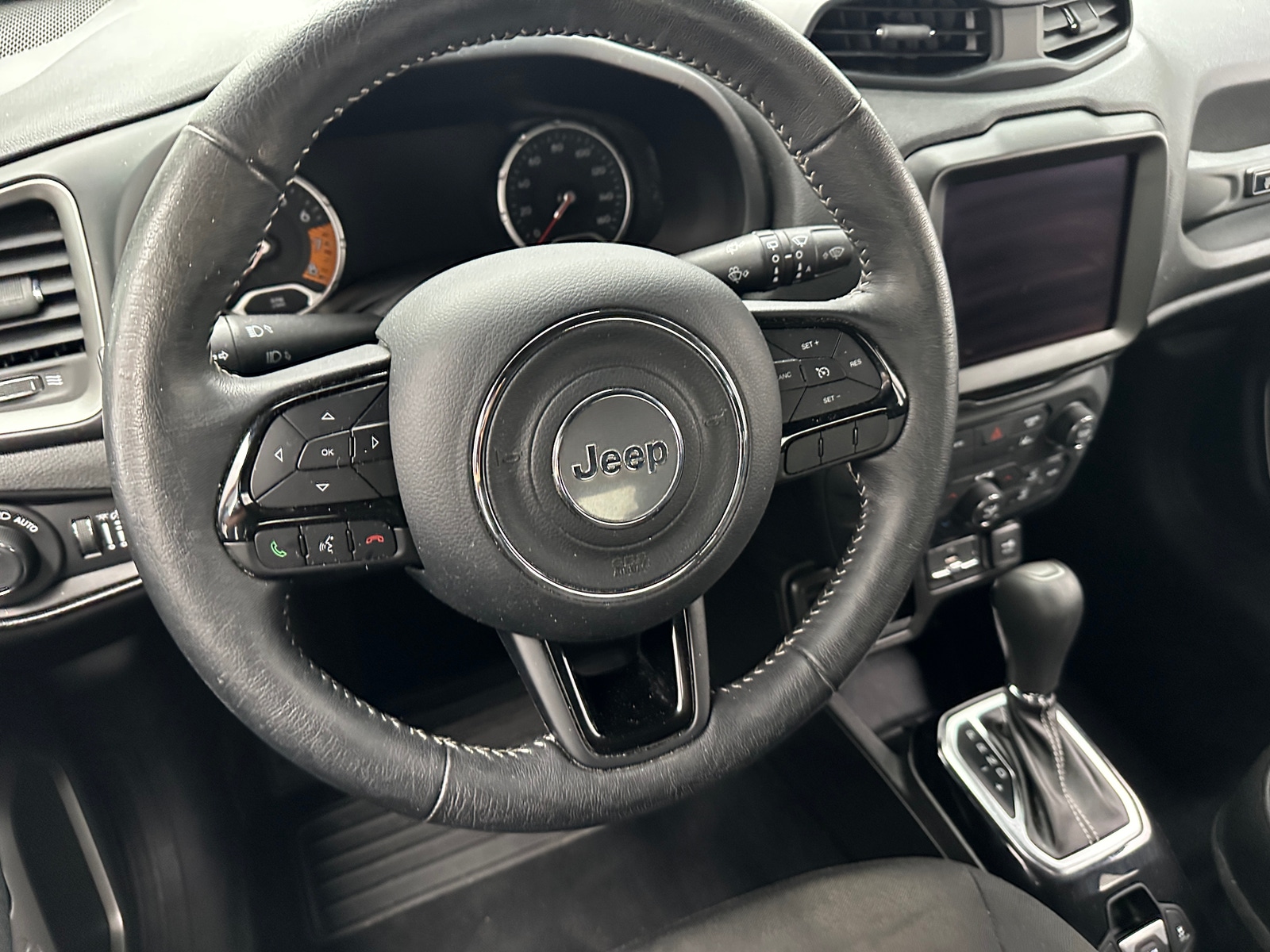 Thumbnail: 2021 Jeep Renegade - 5