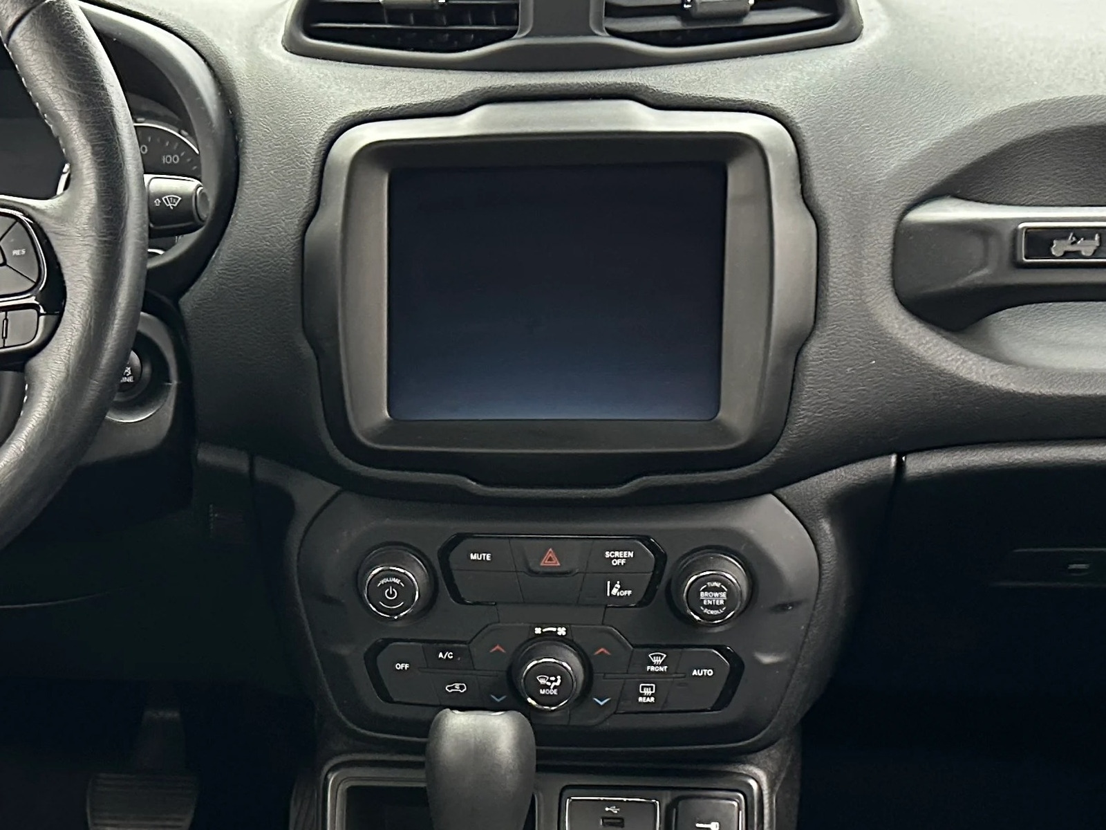 Thumbnail: 2021 Jeep Renegade - 4