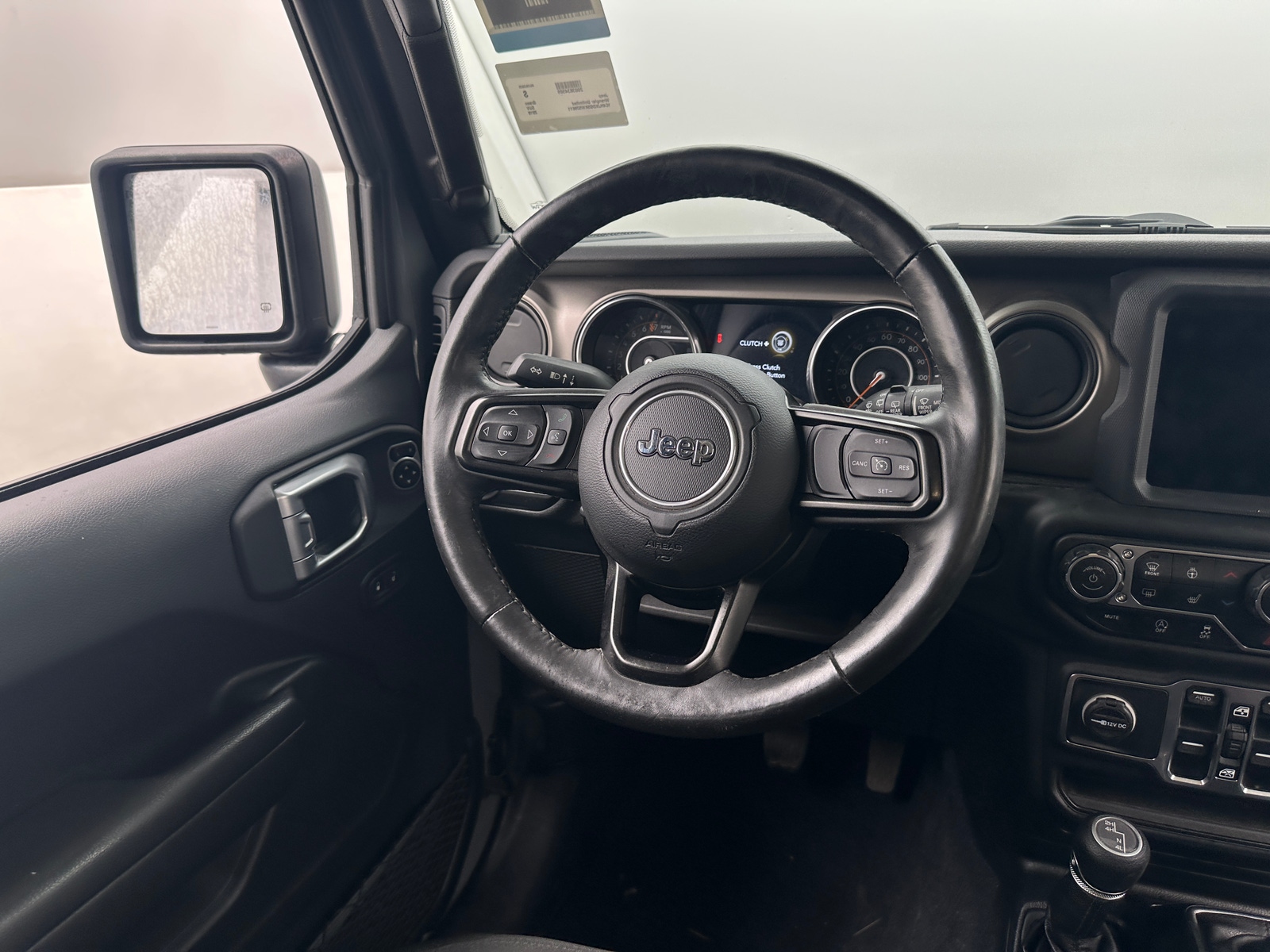 Thumbnail: 2019 Jeep Wrangler - 5