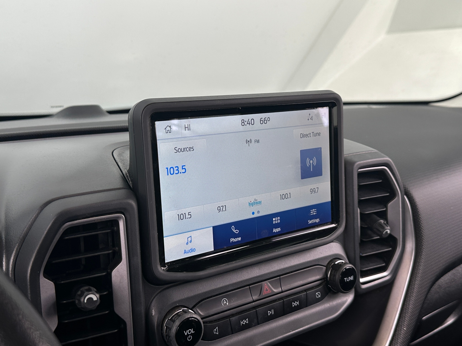 Thumbnail: 2022 Ford Bronco Sport - 3