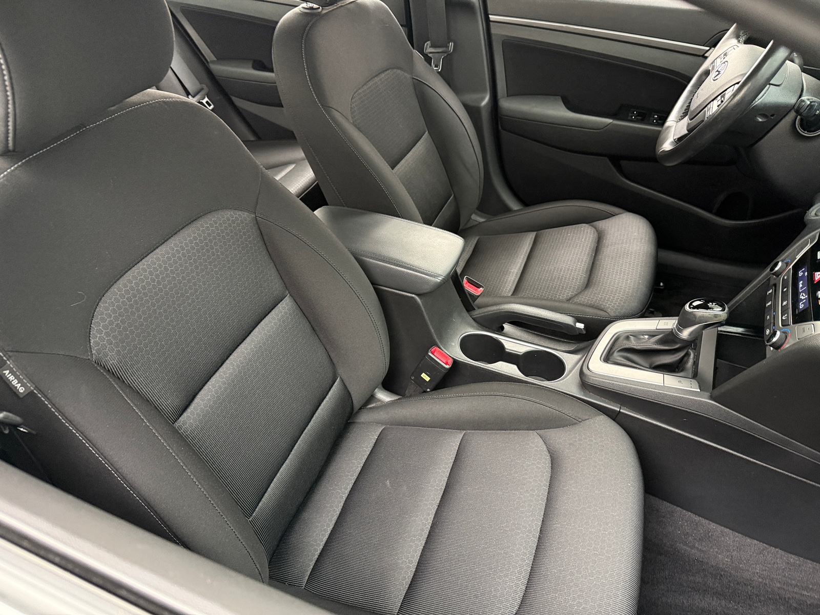 Thumbnail: 2017 Hyundai Elantra - 2