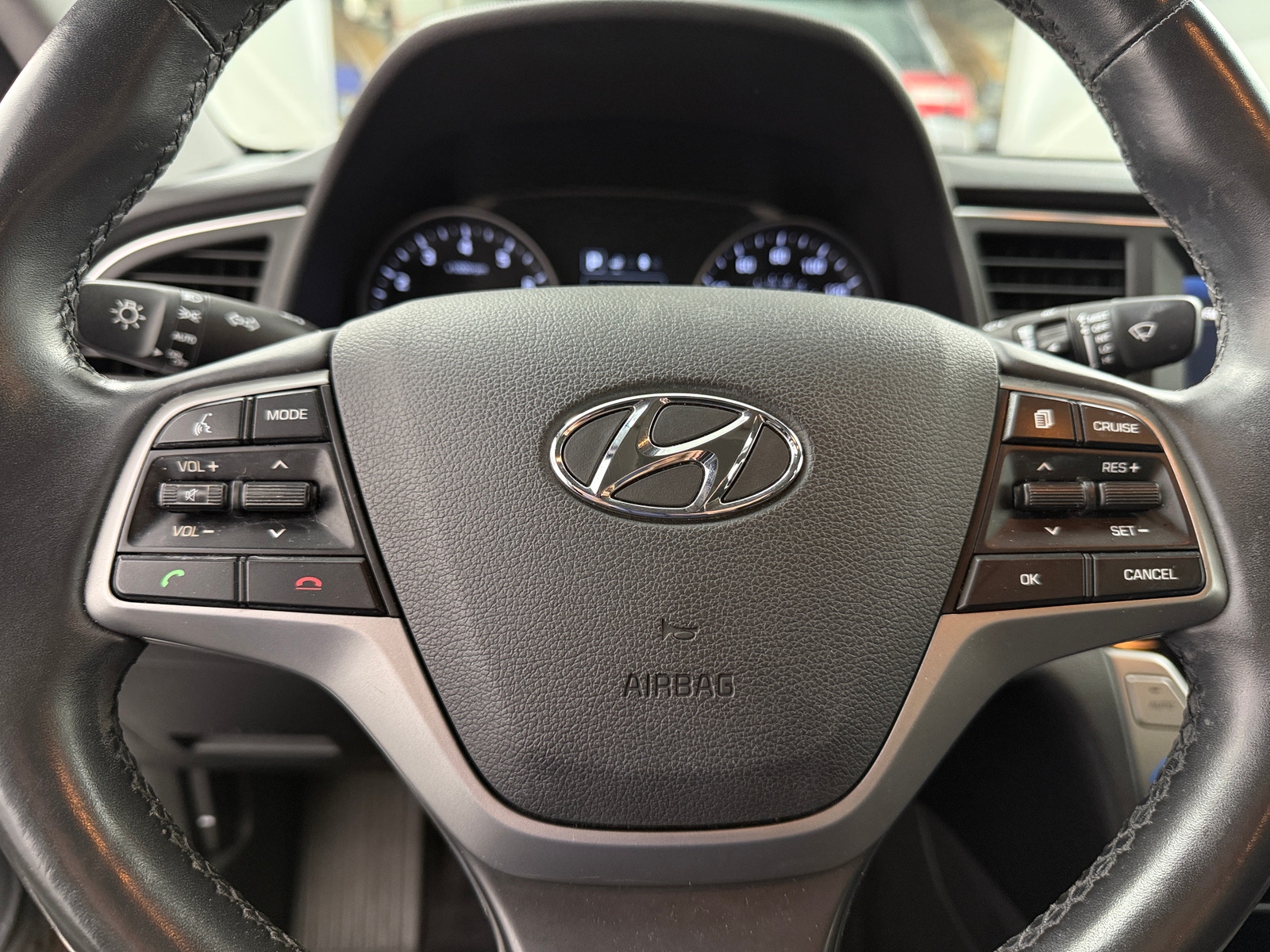 Thumbnail: 2017 Hyundai Elantra - 5