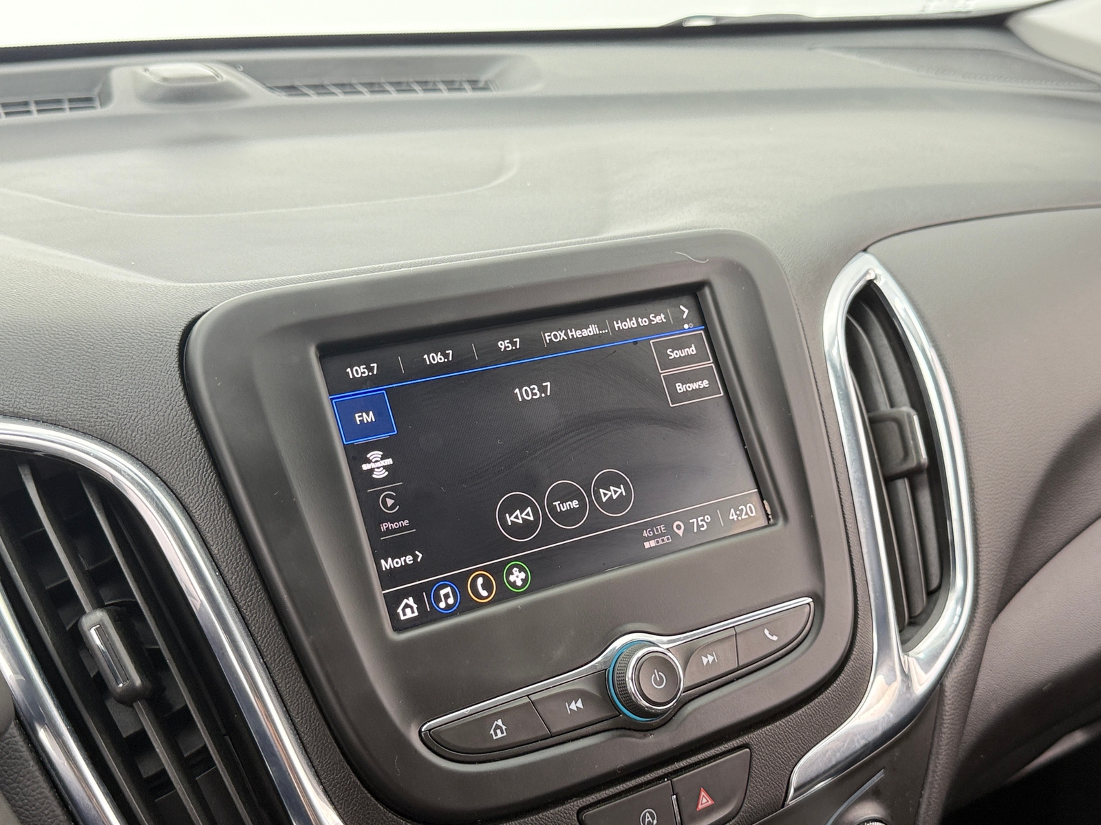 Thumbnail: 2023 Chevrolet Equinox - 4