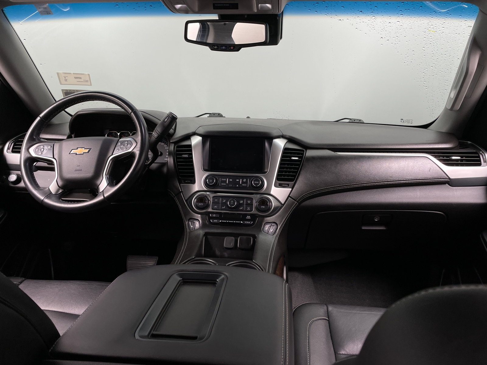 Thumbnail: 2019 Chevrolet Tahoe - 2