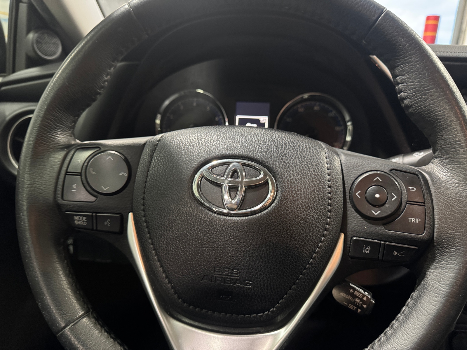 Thumbnail: 2018 Toyota Corolla - 4