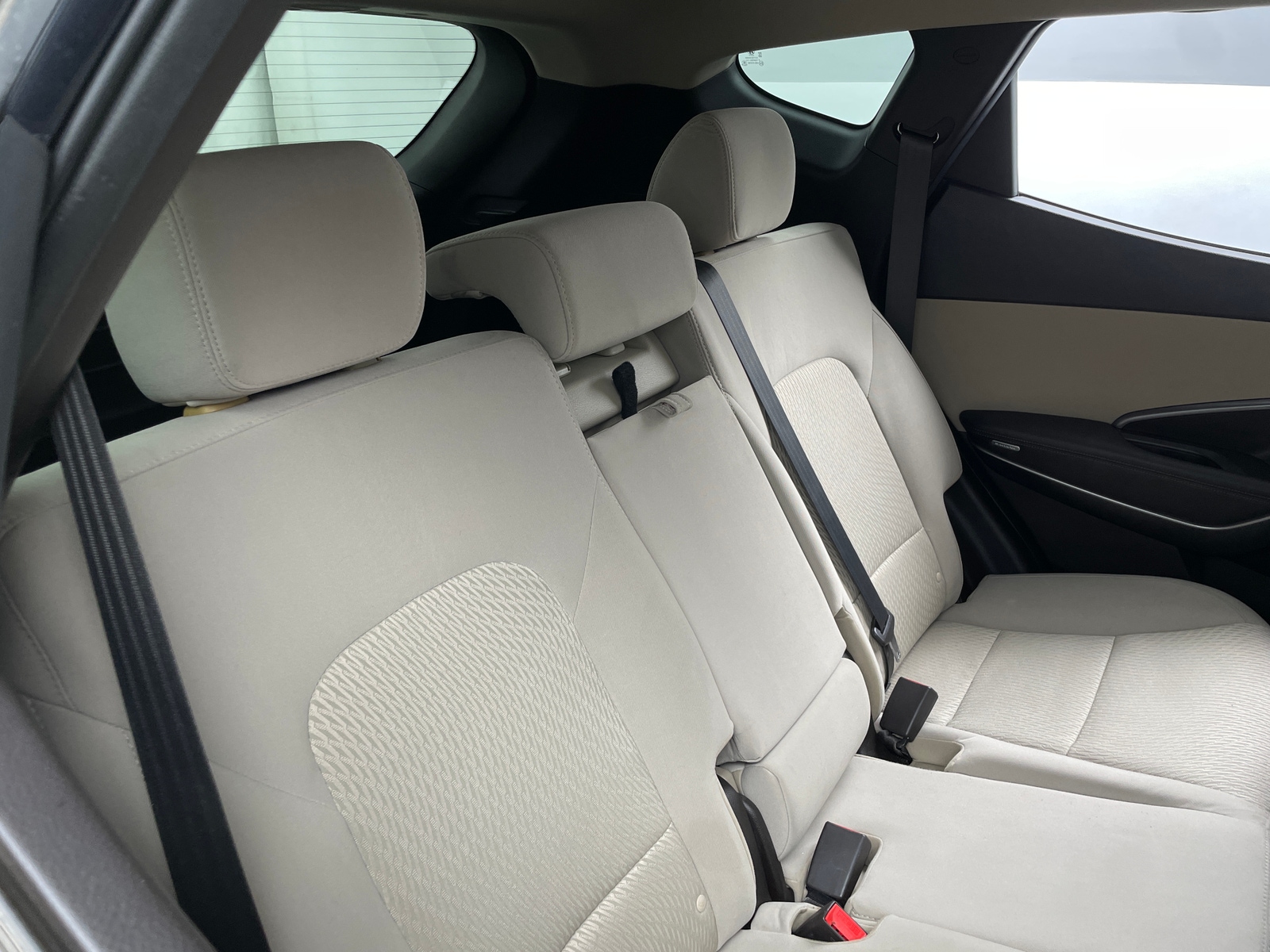 Thumbnail: 2017 Hyundai Santa Fe - 6