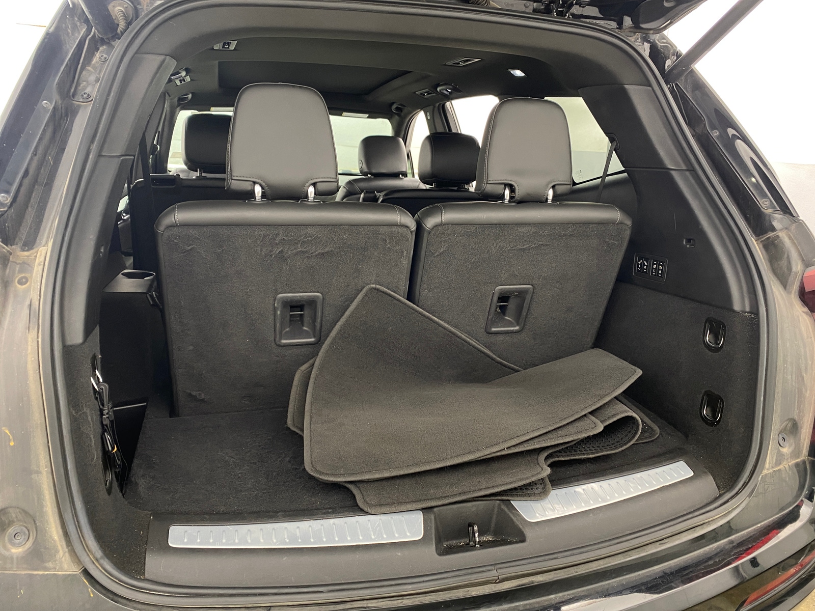 Thumbnail: 2021 Cadillac XT6 - 6