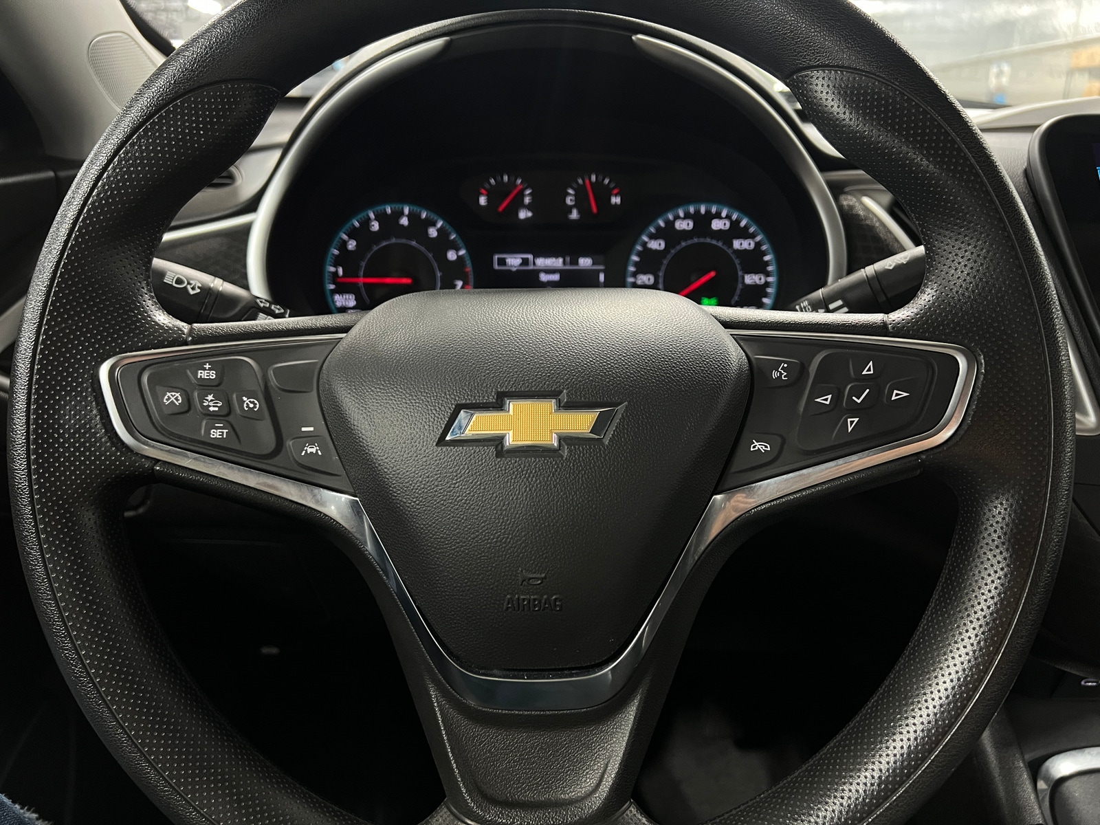 Thumbnail: 2024 Chevrolet Malibu - 5