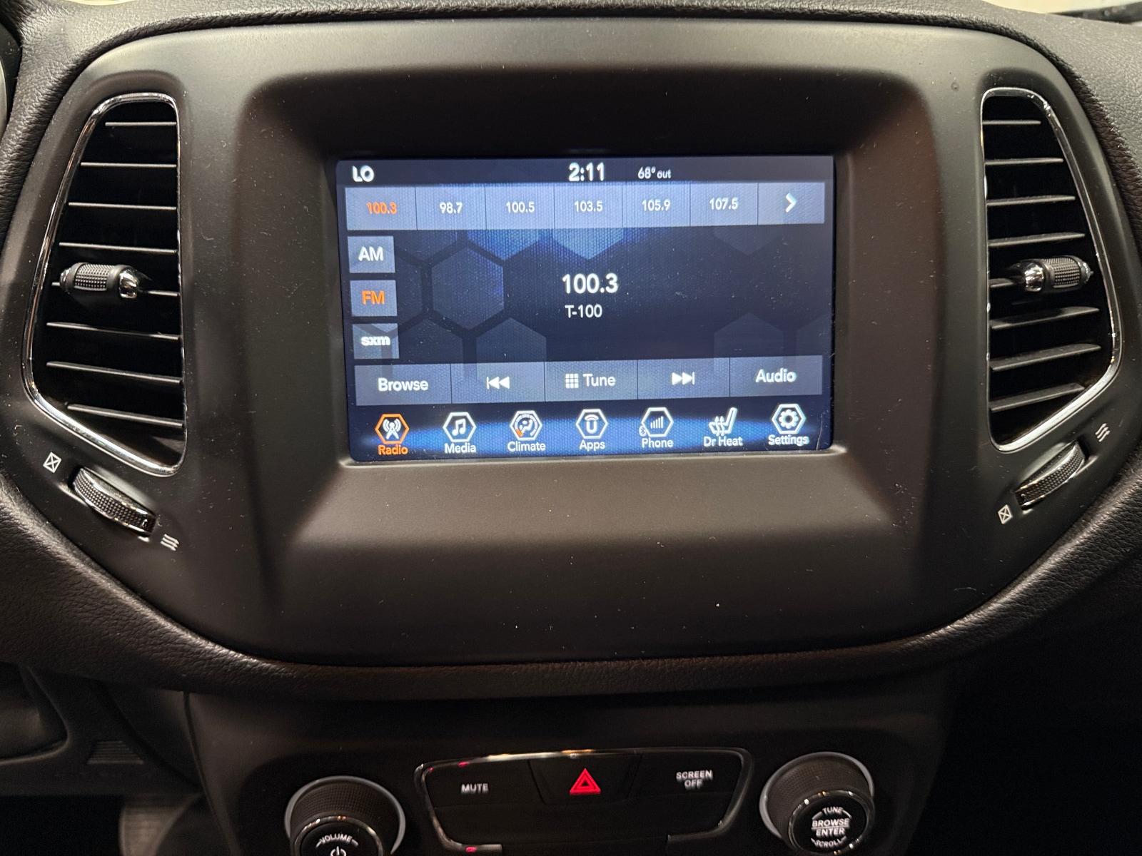 Thumbnail: 2018 Jeep Compass - 4