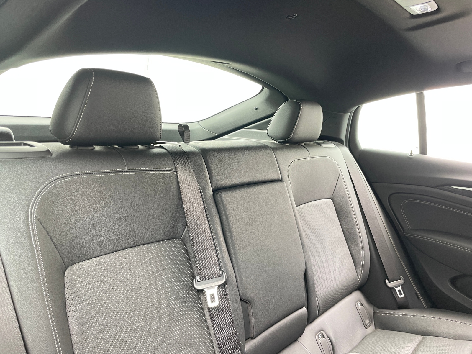 Thumbnail: 2018 Buick Regal - 5