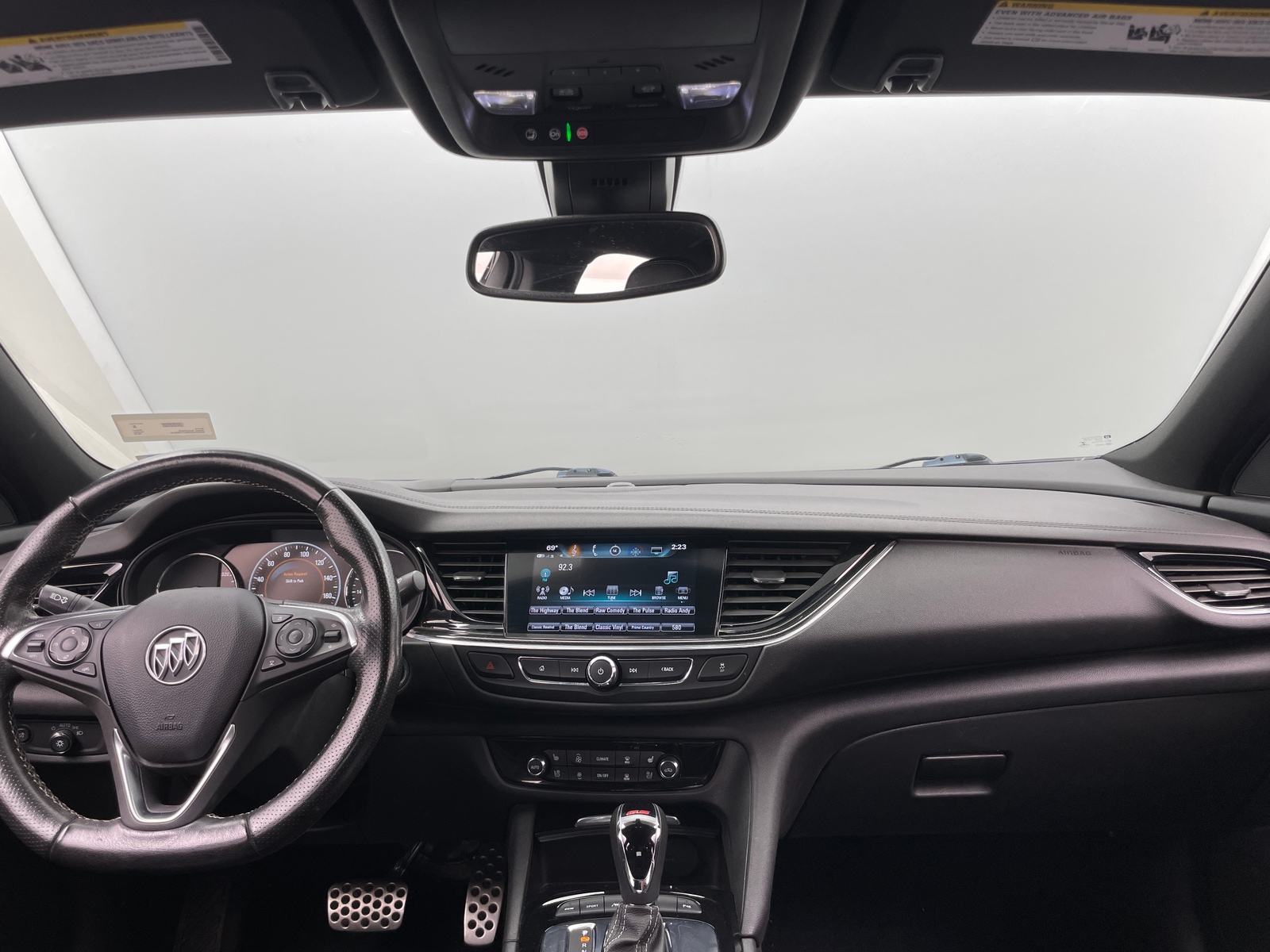 Thumbnail: 2018 Buick Regal - 2