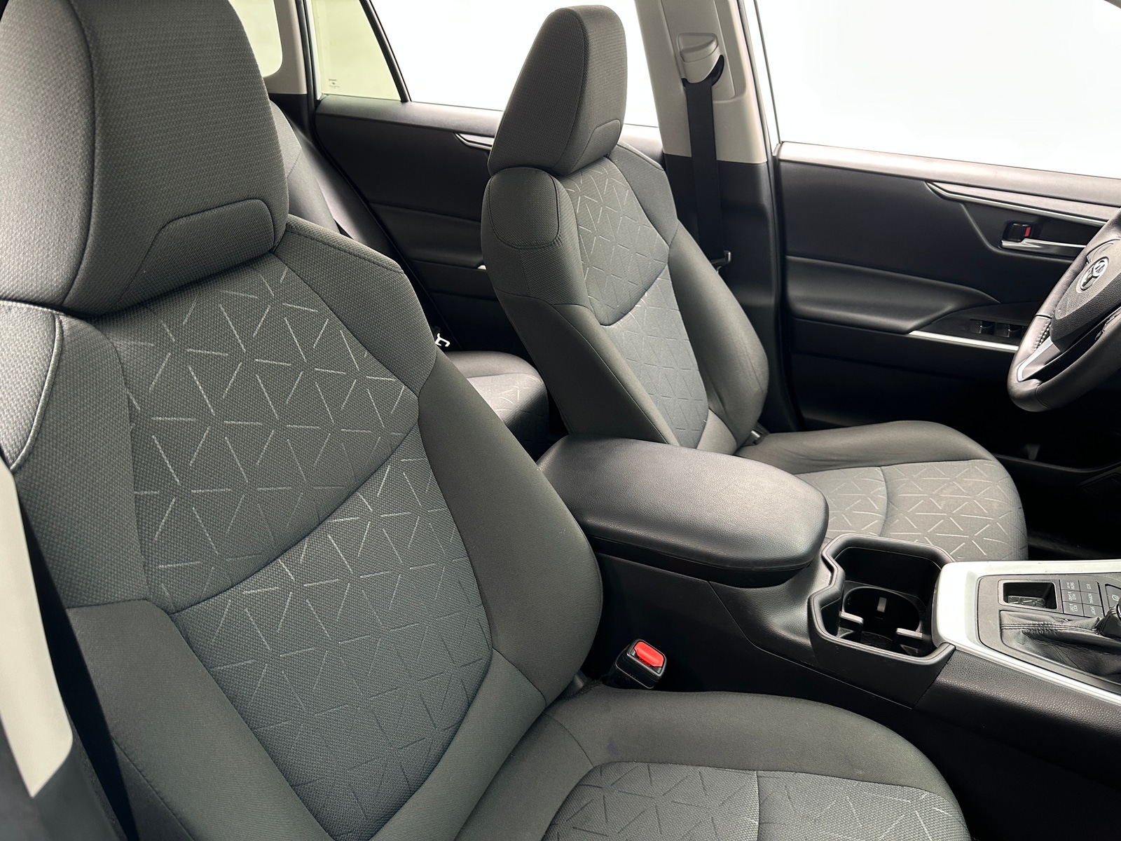Thumbnail: 2022 Toyota RAV4 - 2