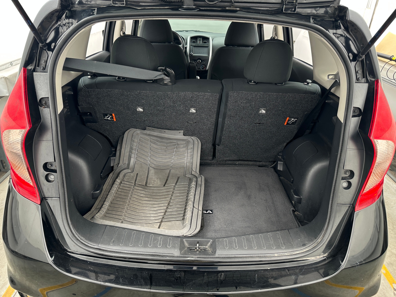 Thumbnail: 2019 Nissan Versa Note - 7