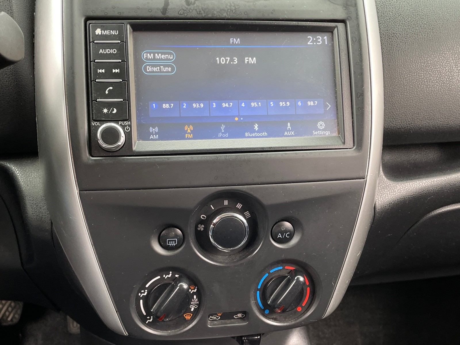 Thumbnail: 2019 Nissan Versa Note - 4