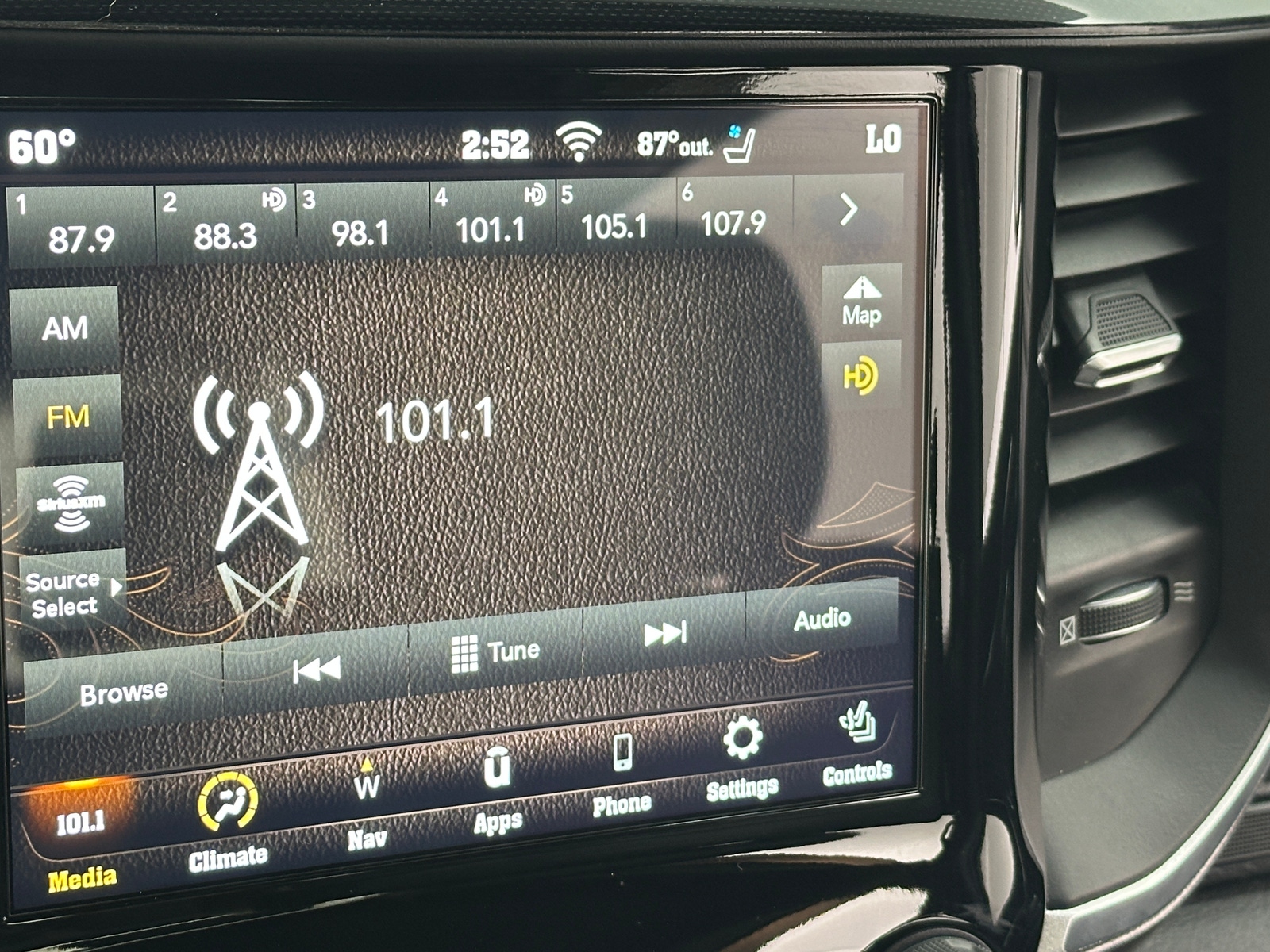 Thumbnail: 2020 RAM 1500 - 3