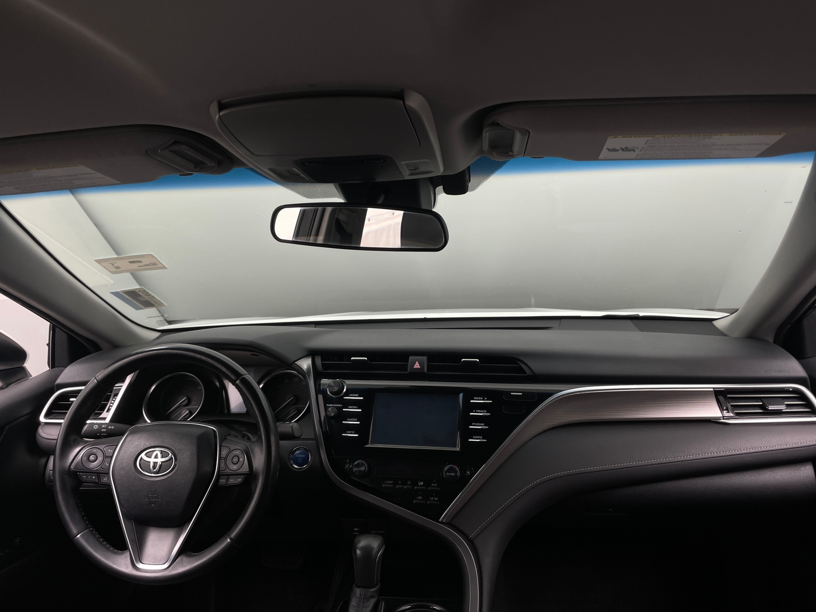 Thumbnail: 2018 Toyota Camry - 3