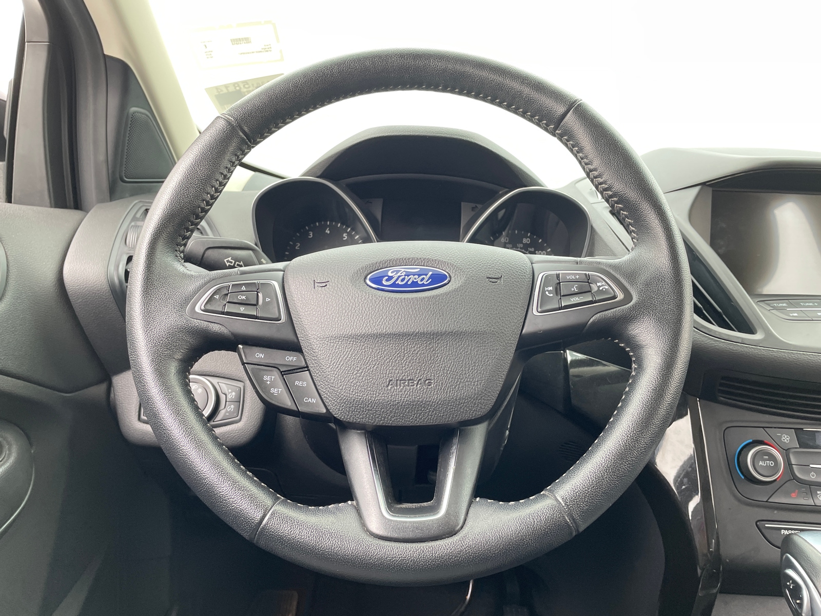 Thumbnail: 2019 Ford Escape - 5