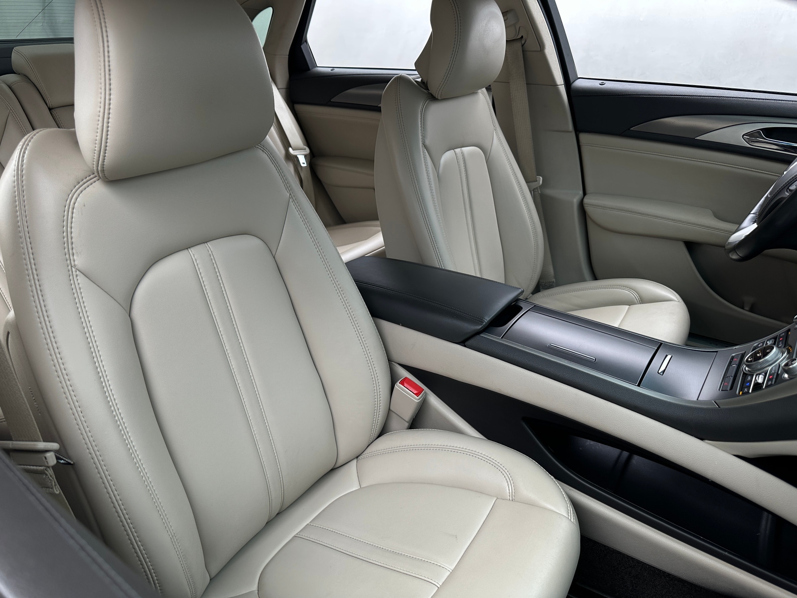 Thumbnail: 2018 Lincoln MKZ - 2