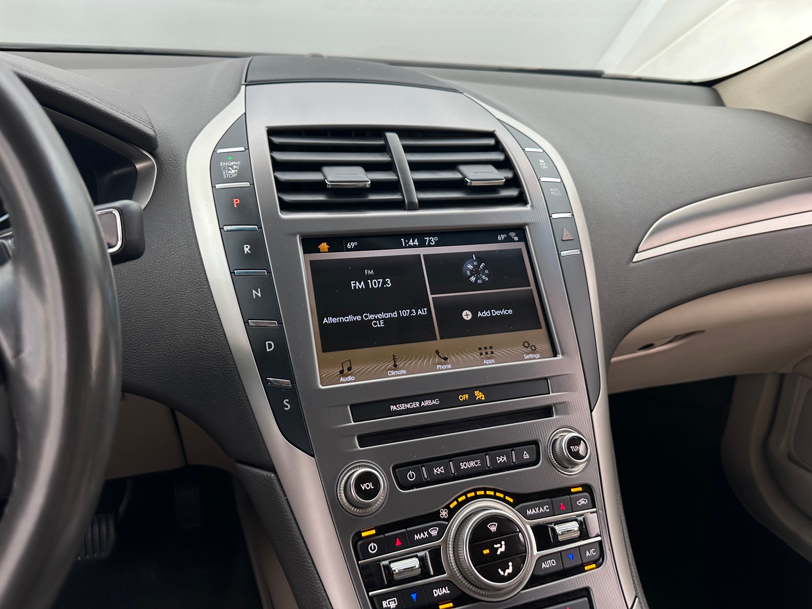 Thumbnail: 2018 Lincoln MKZ - 4