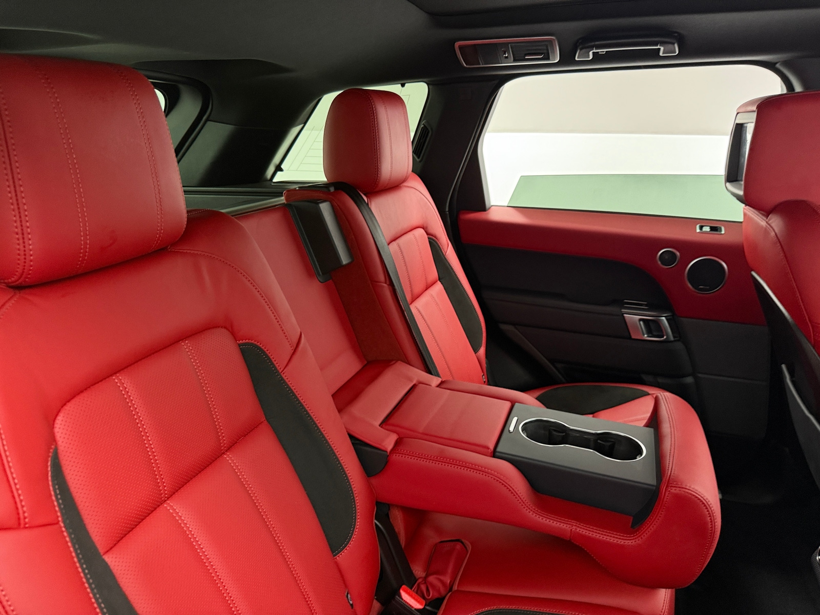 Thumbnail: 2019 Land Rover Range Rover Sport - 5