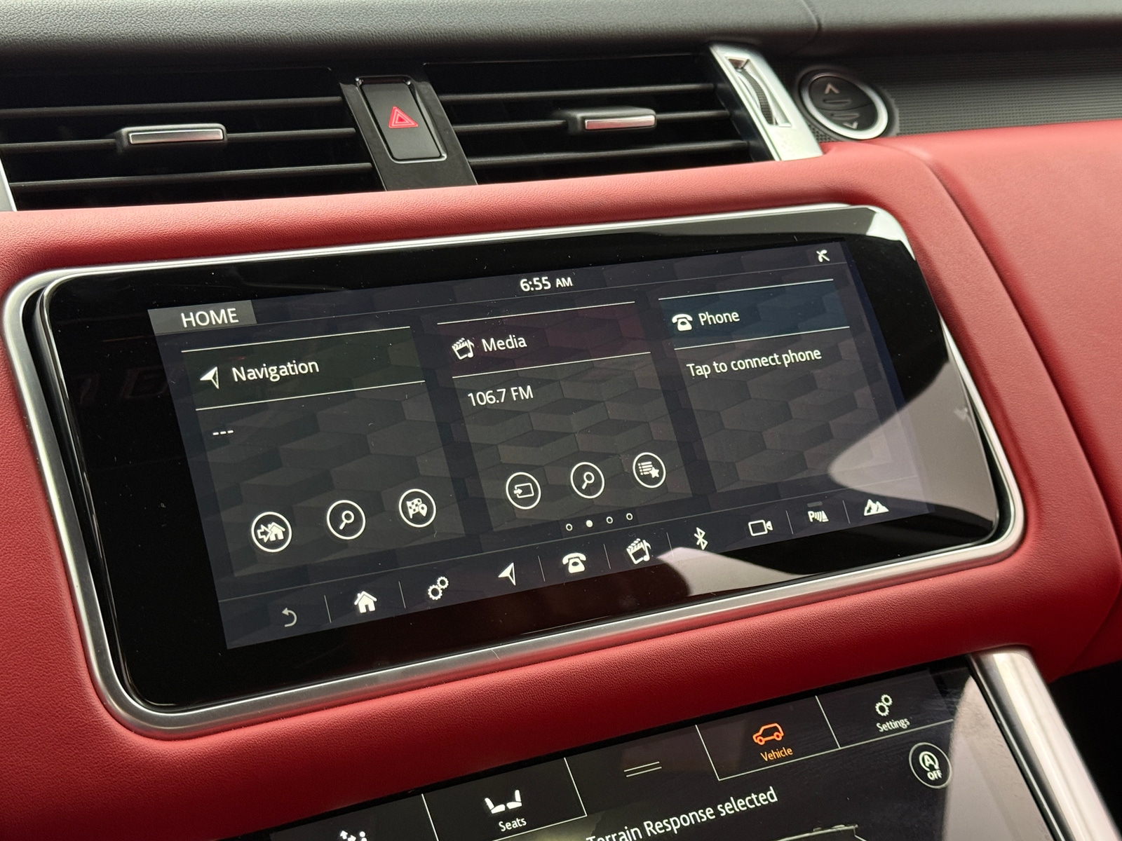 Thumbnail: 2019 Land Rover Range Rover Sport - 3