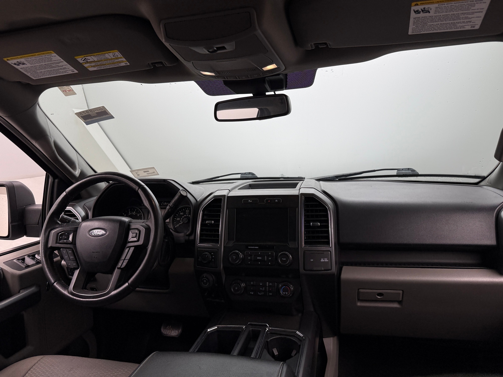 Thumbnail: 2020 Ford Econoline - 3