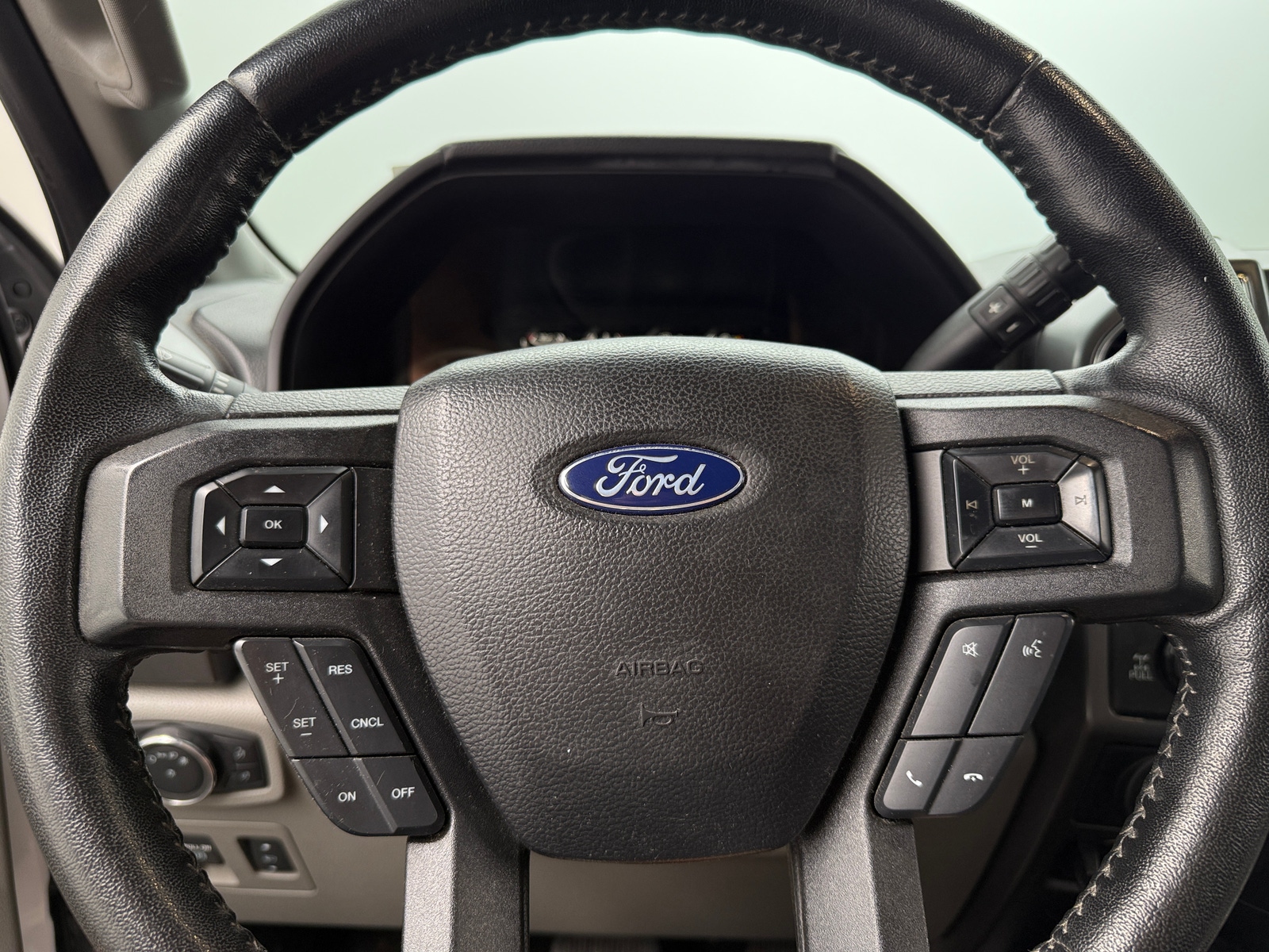 Thumbnail: 2020 Ford Econoline - 5