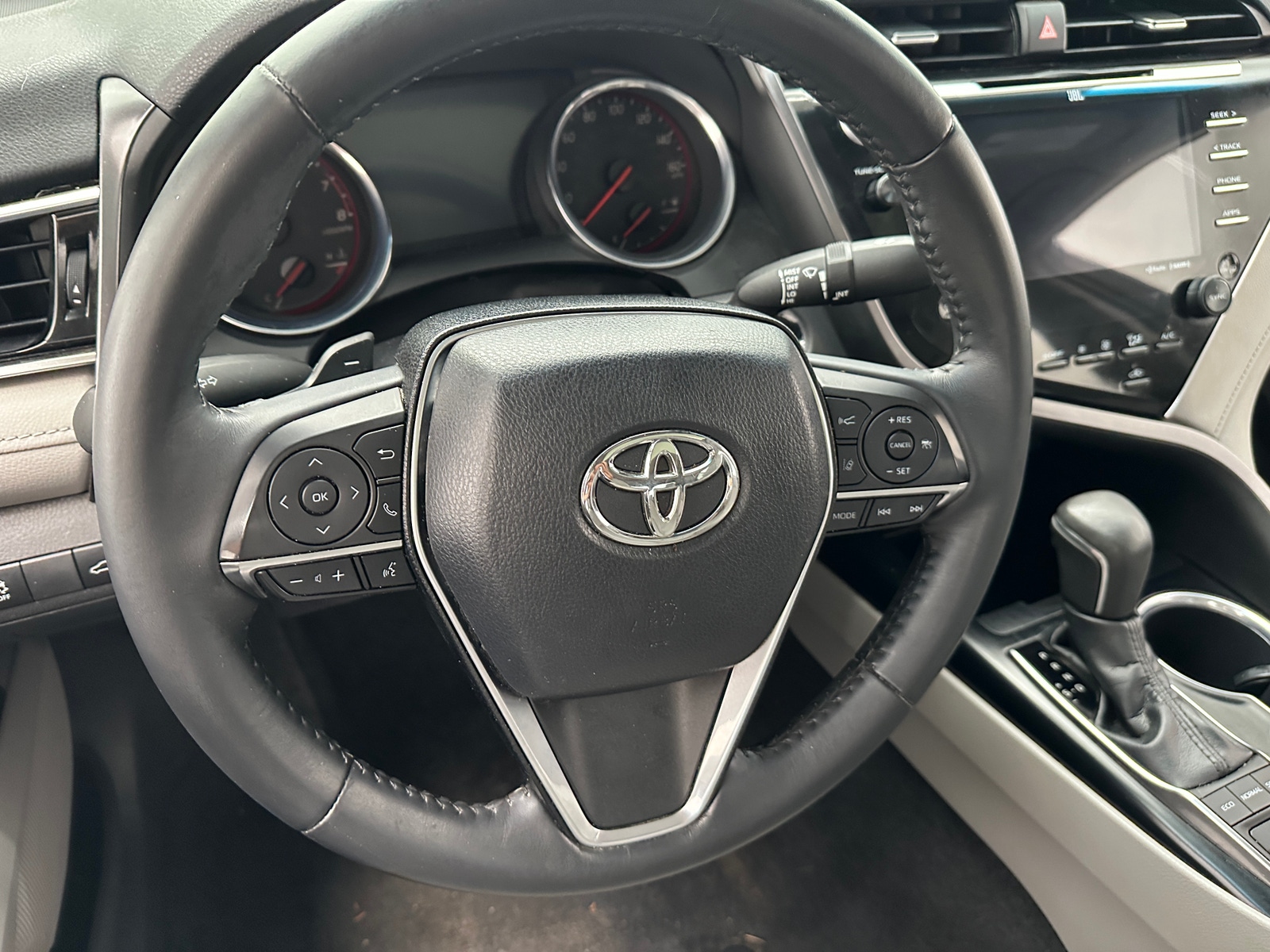 Thumbnail: 2018 Toyota Camry - 4