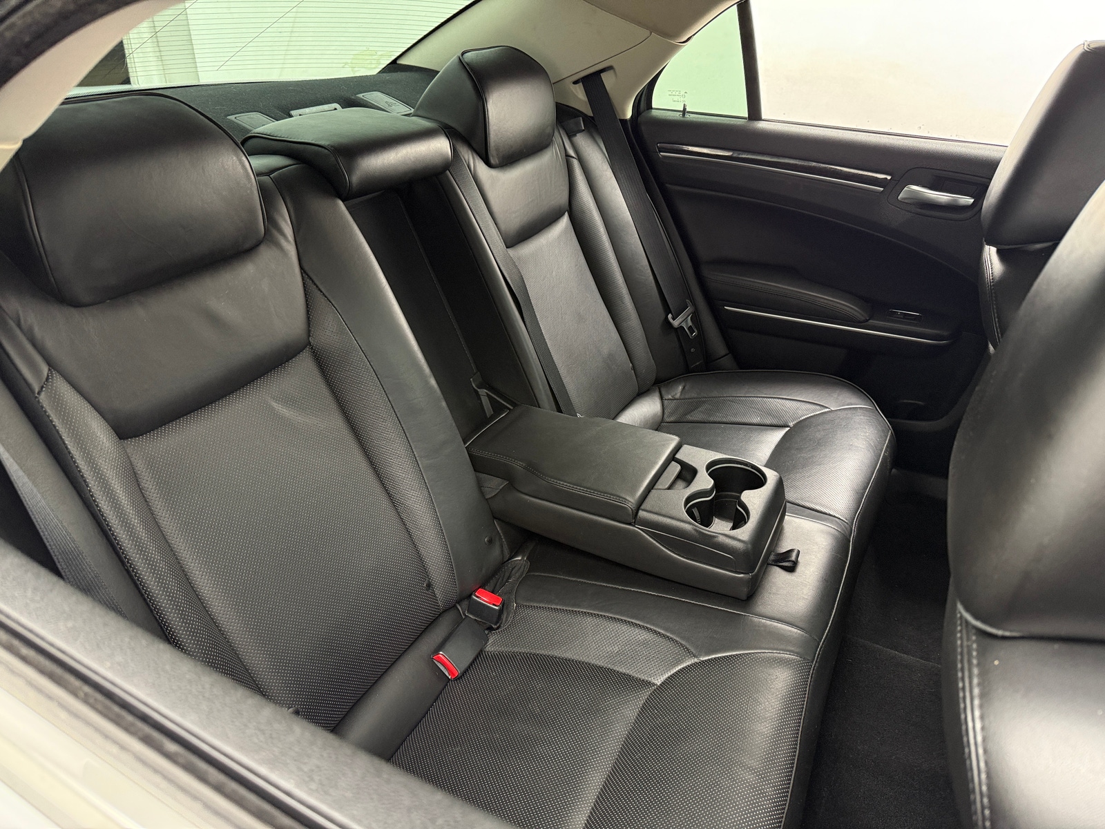 Thumbnail: 2019 Chrysler 300 - 5