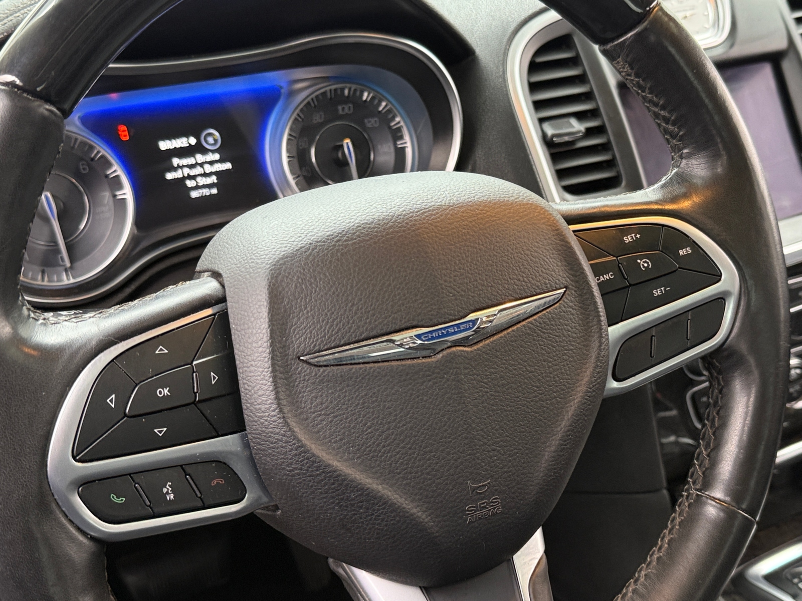 Thumbnail: 2019 Chrysler 300 - 4