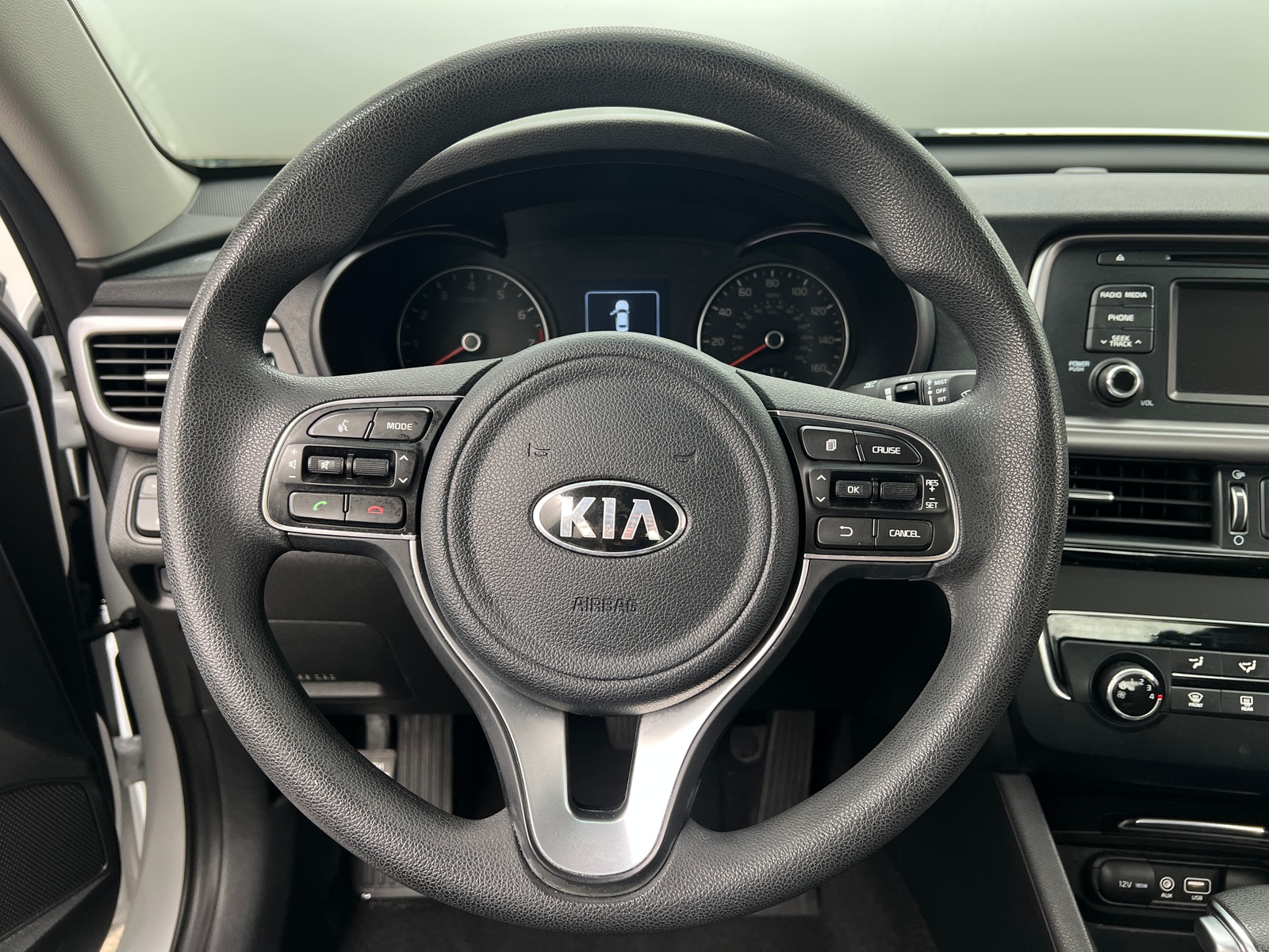 Thumbnail: 2017 Kia Optima - 5