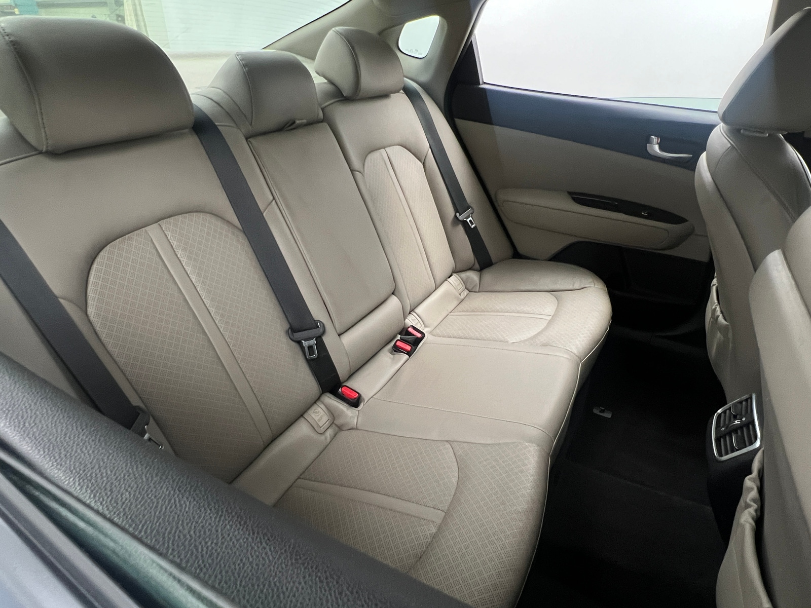 Thumbnail: 2016 Kia Optima - 5