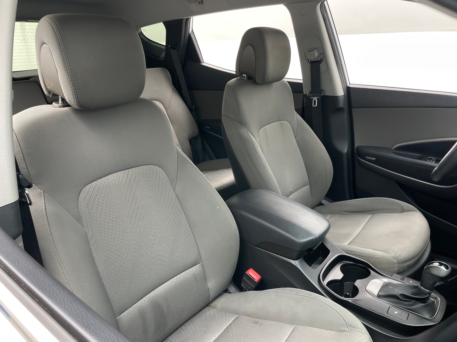Thumbnail: 2016 Hyundai Santa Fe - 2