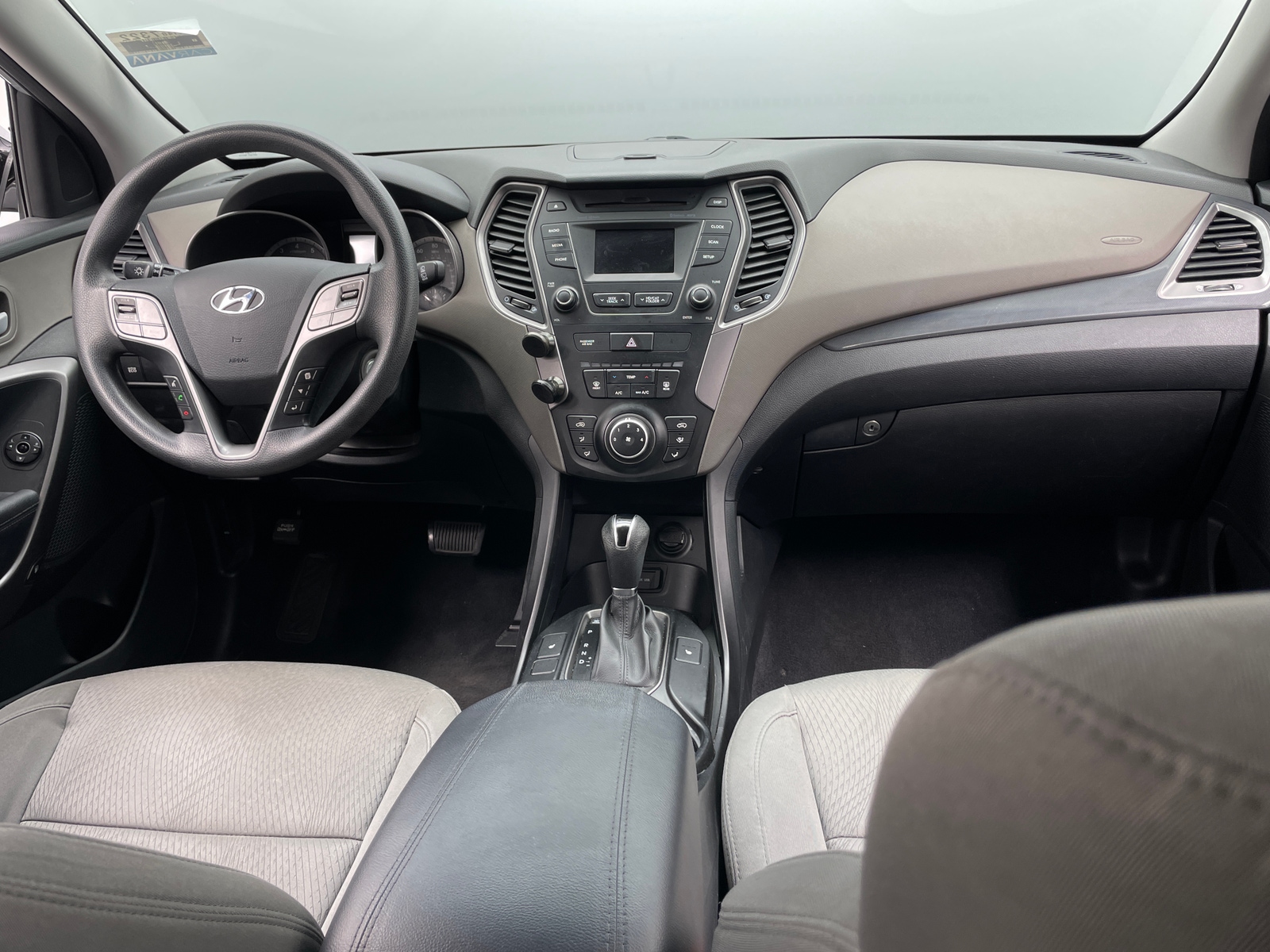 Thumbnail: 2016 Hyundai Santa Fe - 3