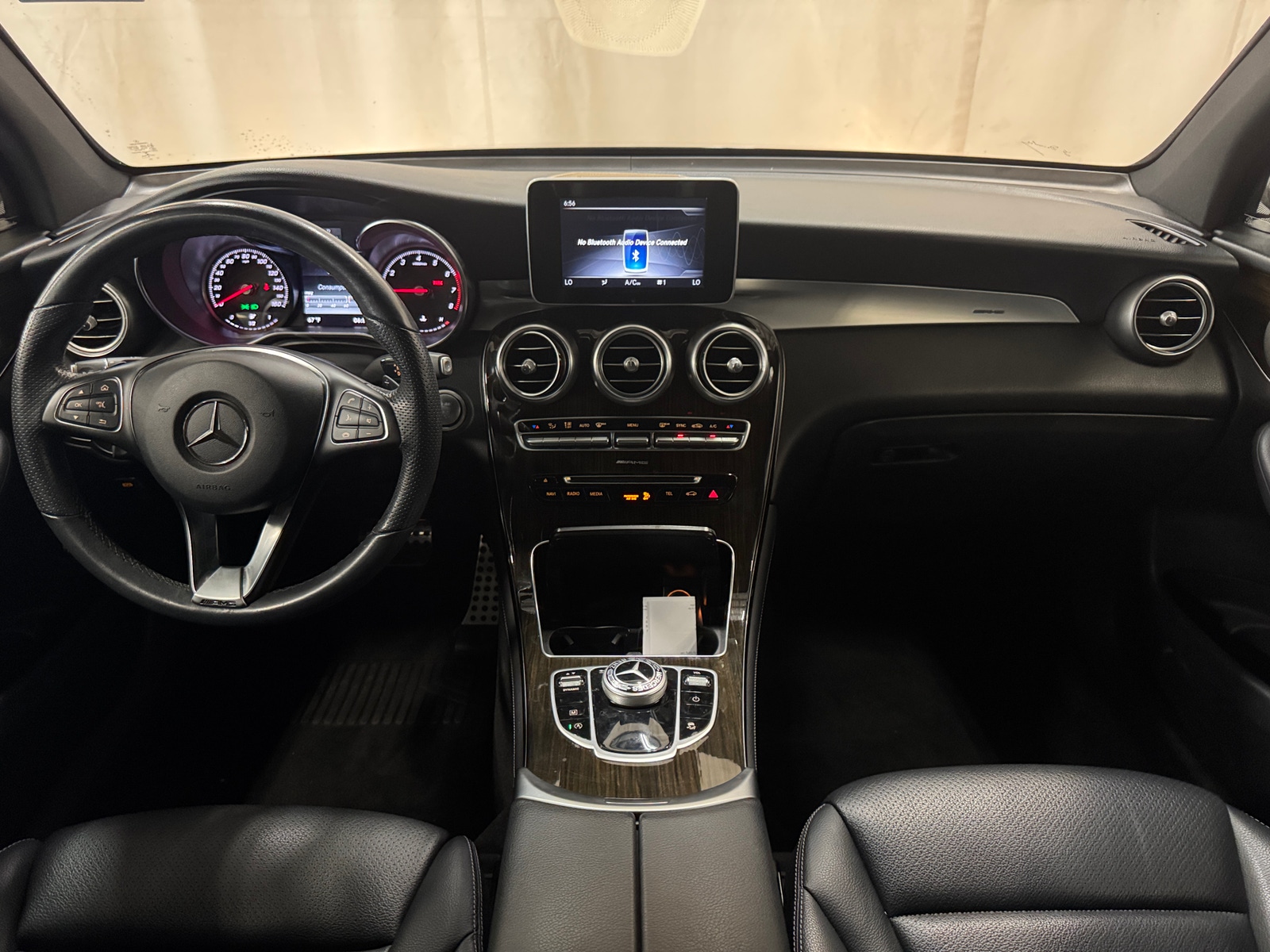 Thumbnail: 2019 Mercedes-Benz GLC - 2